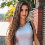 Olivia Andersen Profile Picture